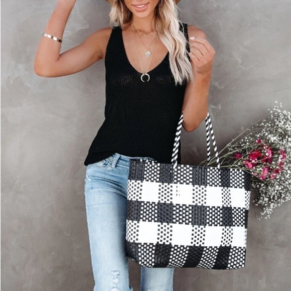 Newbury Kustom Tops - VICI Are We There Yet Knot Tank Black​​​​​​​​​​